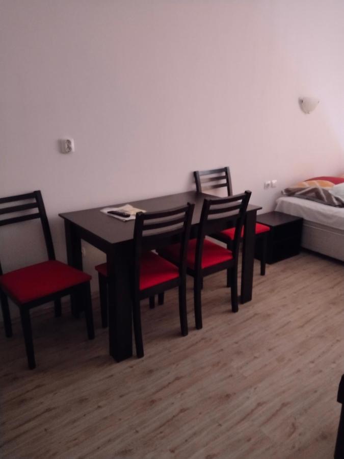 Apartament Janet Apartment Pomorie Exterior foto
