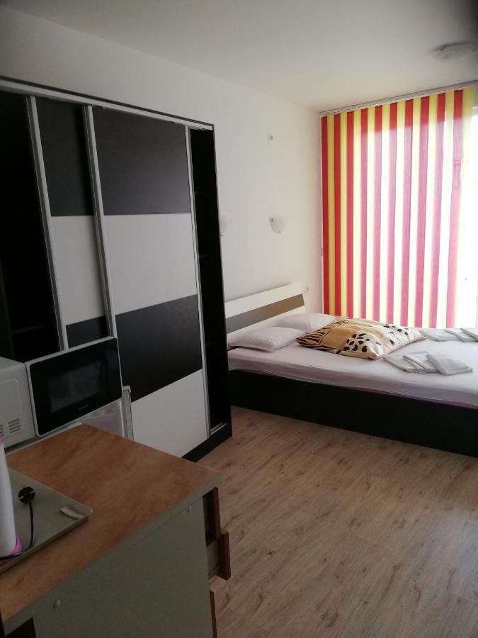 Apartament Janet Apartment Pomorie Exterior foto